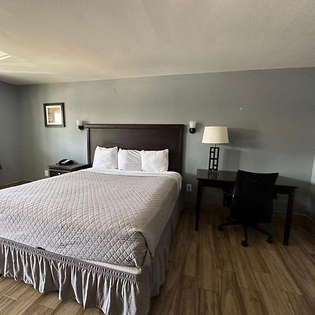 Hillview Inn At Six Flags Fiesta San Antonio Bagian luar foto