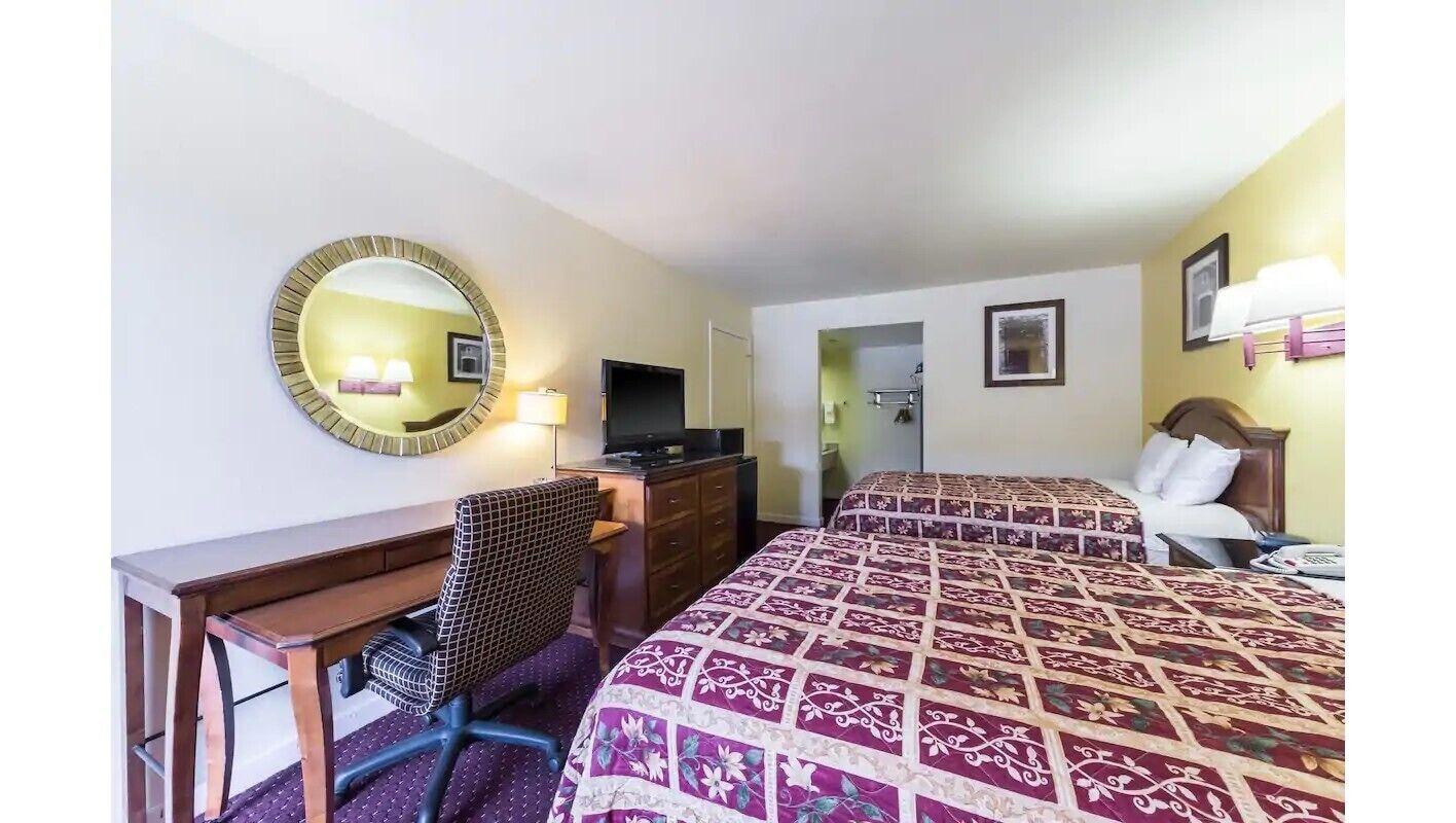 Hillview Inn At Six Flags Fiesta San Antonio Bagian luar foto