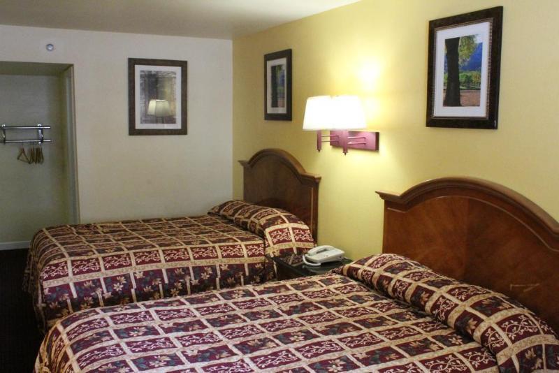 Hillview Inn At Six Flags Fiesta San Antonio Bagian luar foto